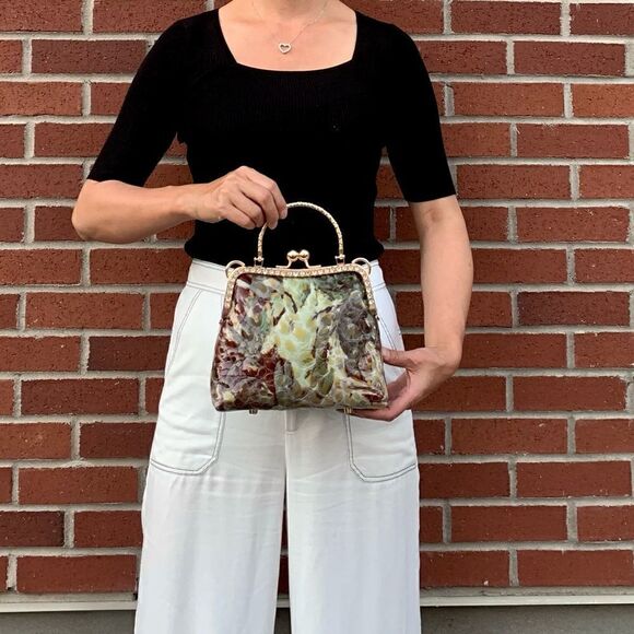 Handmade Genuine Leather Embossed Cobblestone, Kisslock Bag & Small Purse Set - Picture 2 of 16